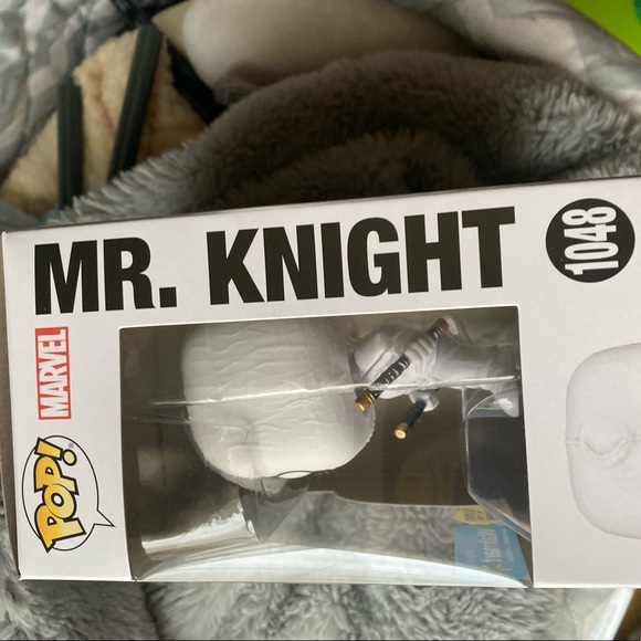 Funko pop! Mr.Knight (GITD) Walmart exclusive - Picture 4 of 6